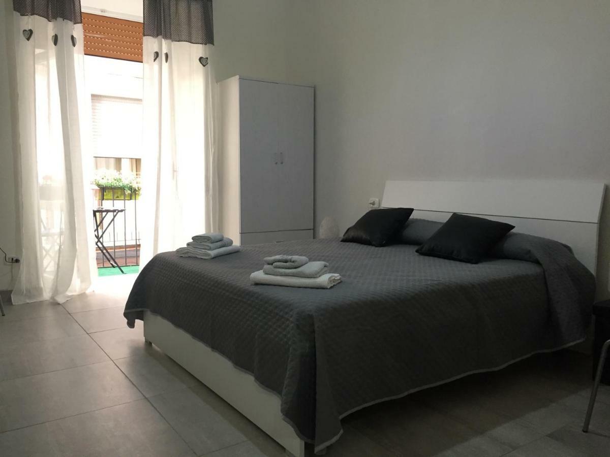 Rita'S Home Neapol Zewnętrze zdjęcie